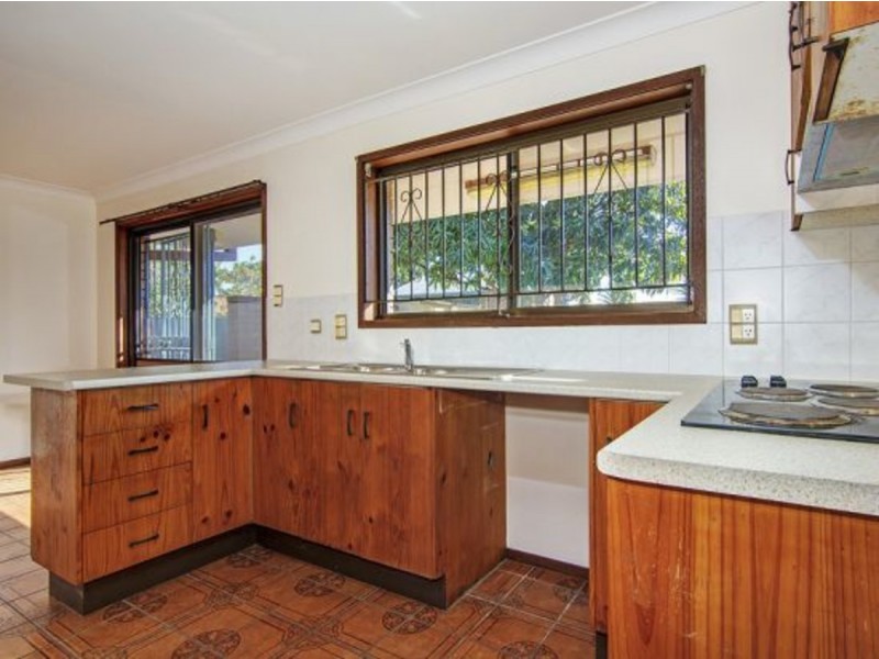 44 Romulus Street, Robertson QLD 4109