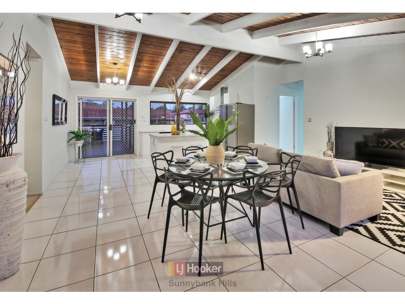 47 Arkose Street, Eight Mile Plains QLD 4113