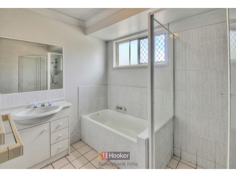 10 Tuberose Place, Calamvale QLD 4116