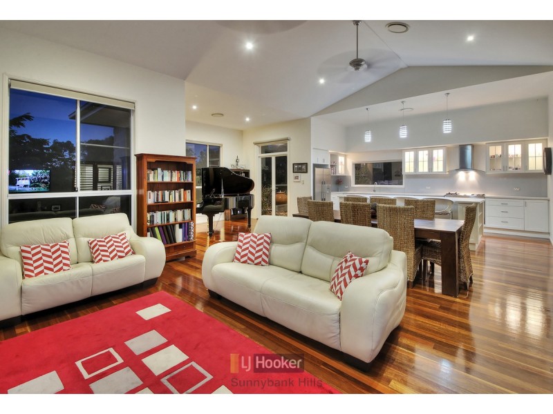 19 Cockatiel Court, Greenbank QLD 4124