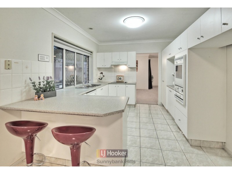 42 Cleveland Place, Stretton QLD 4116