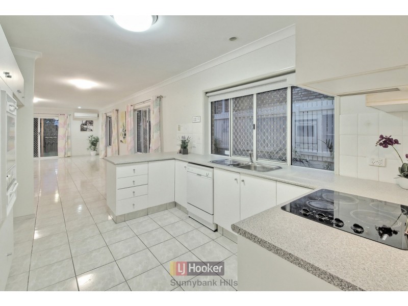 42 Cleveland Place, Stretton QLD 4116
