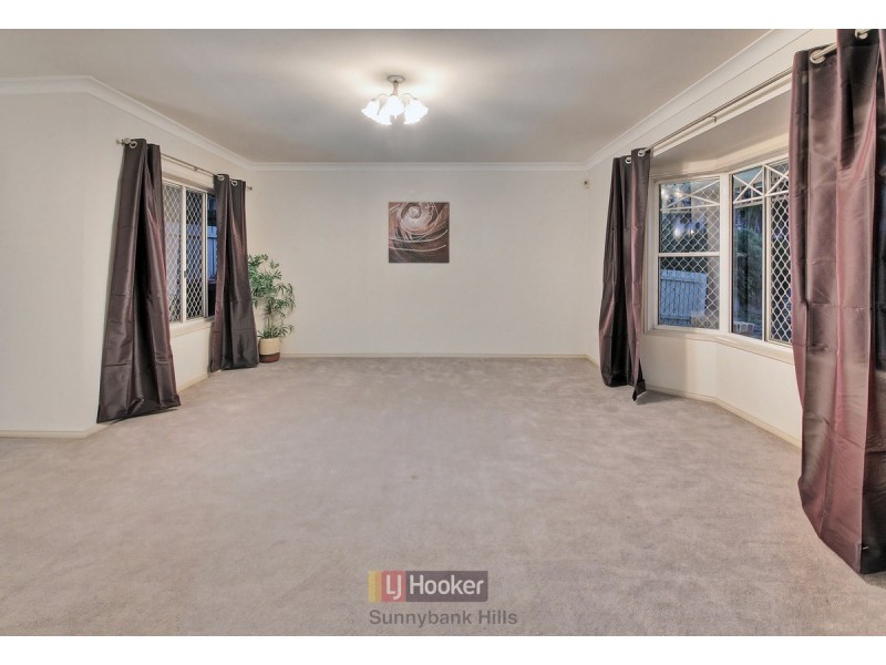 42 Cleveland Place, Stretton QLD 4116