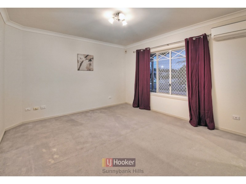 42 Cleveland Place, Stretton QLD 4116