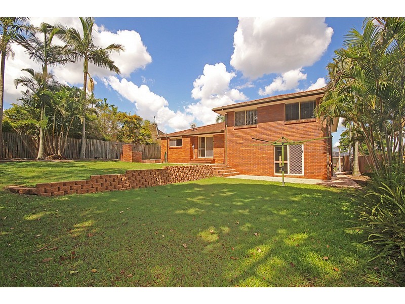 16 Taft Court, Stretton QLD 4116