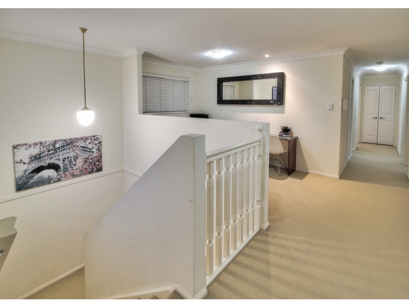 10 Lillydale Place, Calamvale QLD 4116