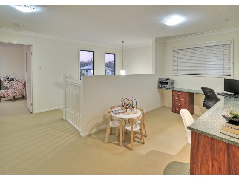 10 Lillydale Place, Calamvale QLD 4116