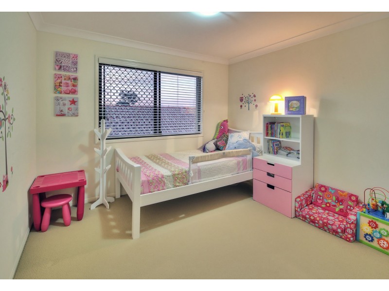 10 Lillydale Place, Calamvale QLD 4116