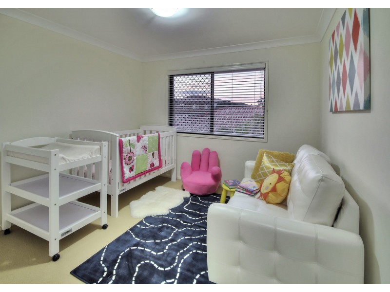 10 Lillydale Place, Calamvale QLD 4116