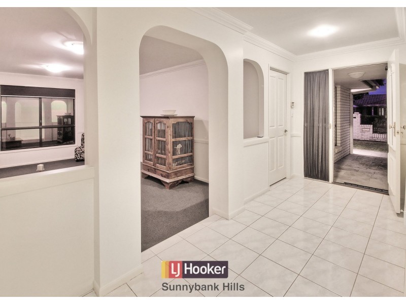 76 Golden Avenue, Calamvale QLD 4116