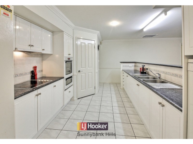 76 Golden Avenue, Calamvale QLD 4116