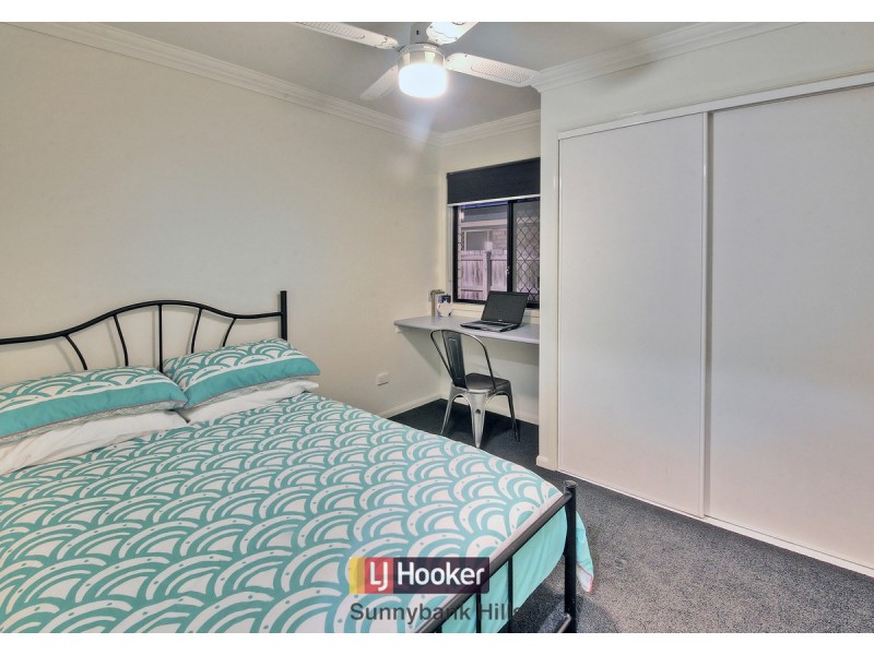 76 Golden Avenue, Calamvale QLD 4116