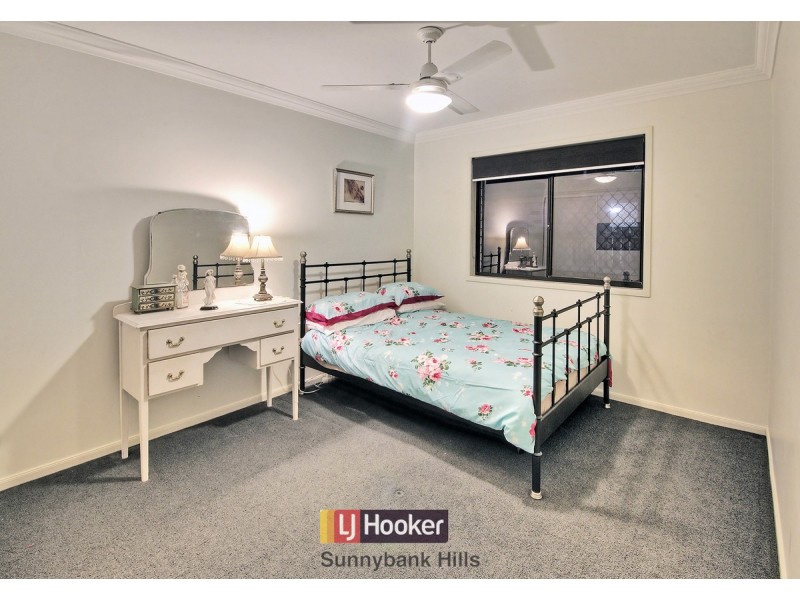 76 Golden Avenue, Calamvale QLD 4116