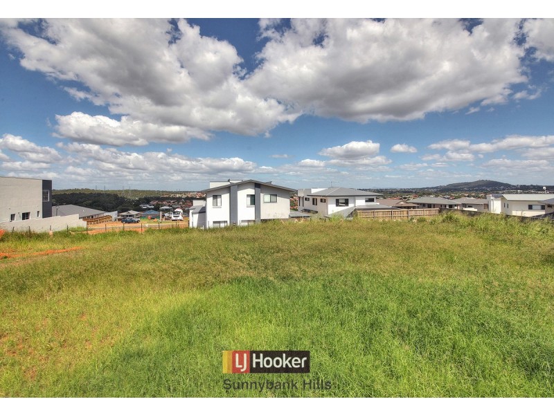 82 Ridgeview Street, Carindale QLD 4152