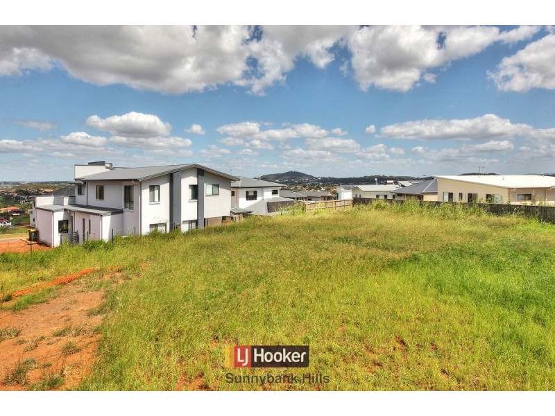 82 Ridgeview Street, Carindale QLD 4152