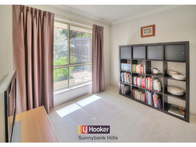 4 Cricket Street, Coopers Plains QLD 4108