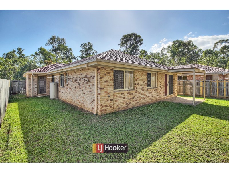 62 Watarrka Drive, Parkinson QLD 4115