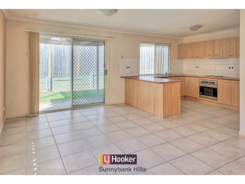 62 Watarrka Drive, Parkinson QLD 4115