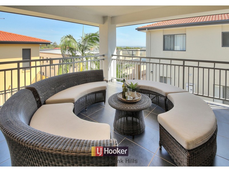 9 Golden Place, Robertson QLD 4109