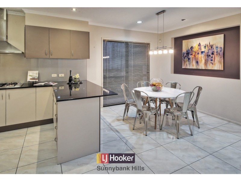 9 Trevi Close, Eight Mile Plains QLD 4113