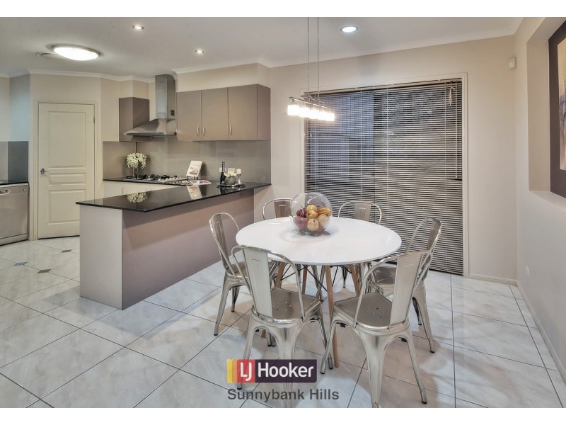 9 Trevi Close, Eight Mile Plains QLD 4113