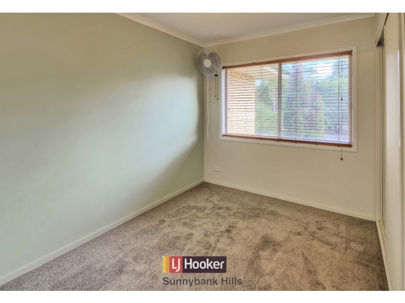 18 Holder Street, Wishart QLD 4122