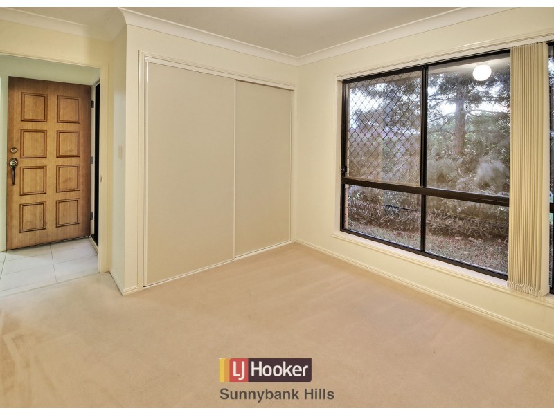 17 Hastings Close, Calamvale QLD 4116