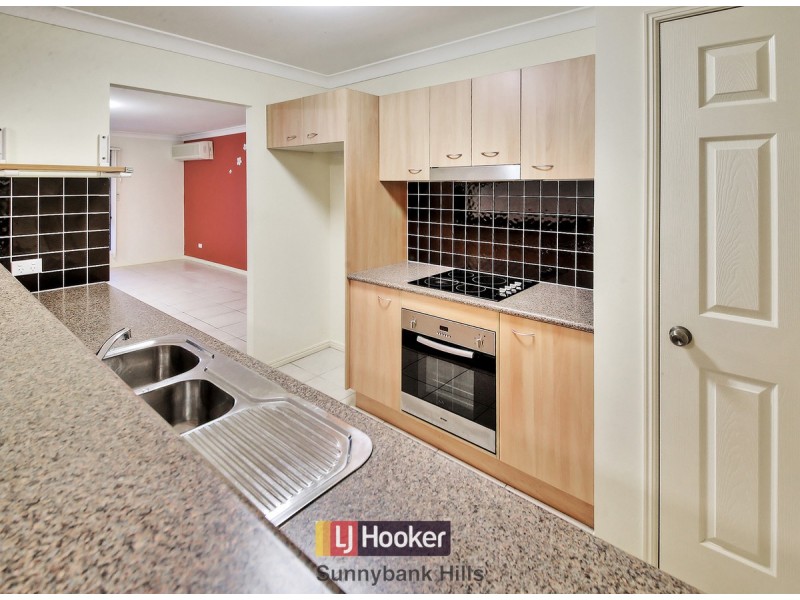 17 Hastings Close, Calamvale QLD 4116