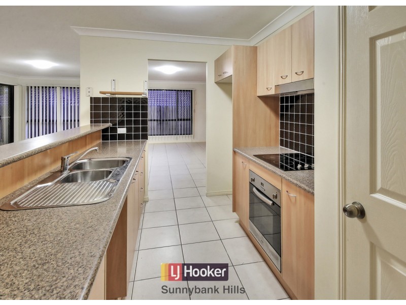 17 Hastings Close, Calamvale QLD 4116