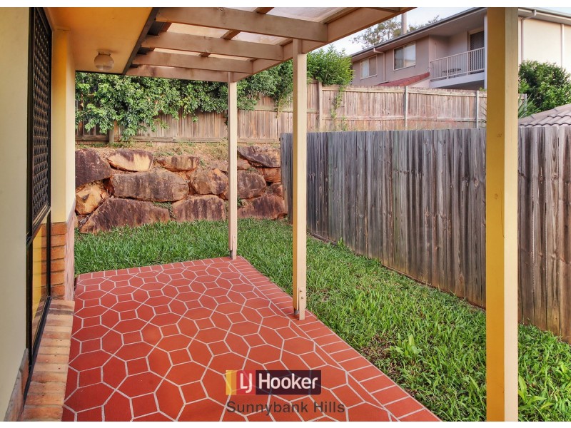 17 Hastings Close, Calamvale QLD 4116