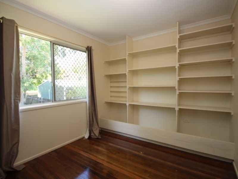 19 Moore Street, Logan Central QLD 4114