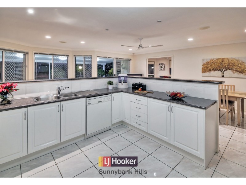 16 Radiata Street, Sunnybank Hills QLD 4109