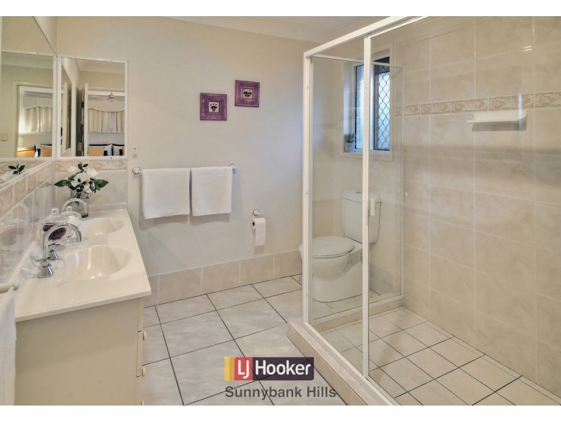 16 Radiata Street, Sunnybank Hills QLD 4109