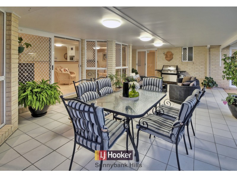 16 Radiata Street, Sunnybank Hills QLD 4109