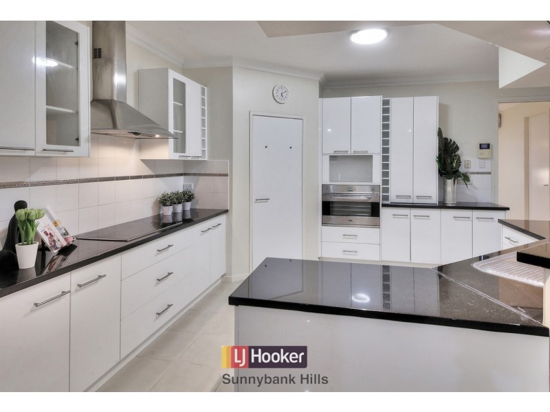 12 Breezeway Court, Kuraby QLD 4112