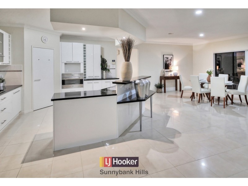 12 Breezeway Court, Kuraby QLD 4112
