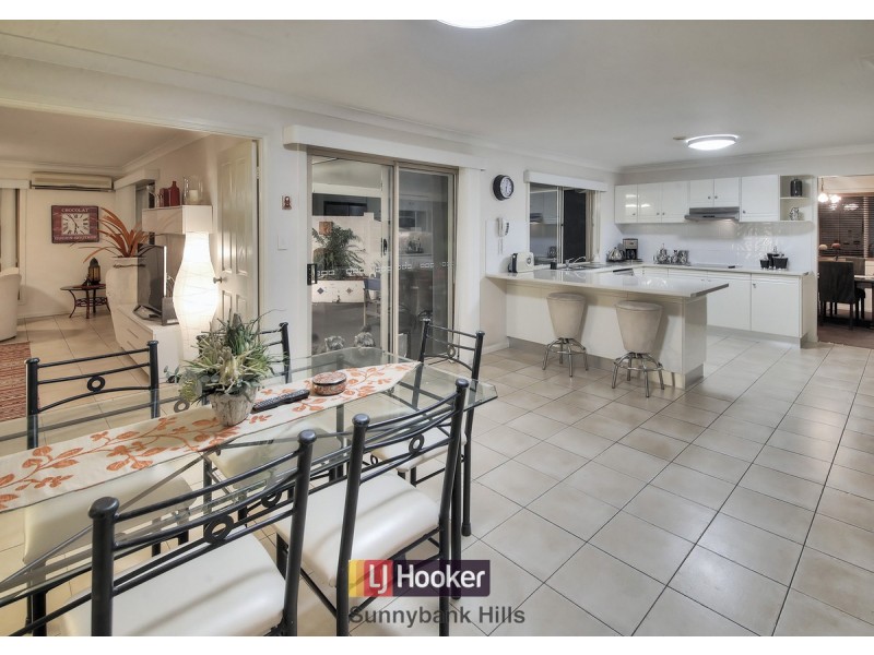 6 Tamarind Place, Stretton QLD 4116