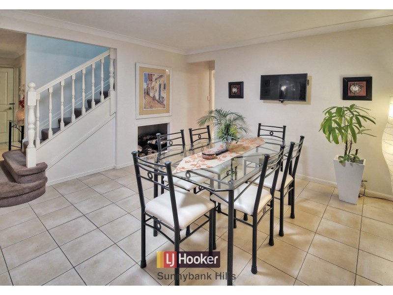 6 Tamarind Place, Stretton QLD 4116