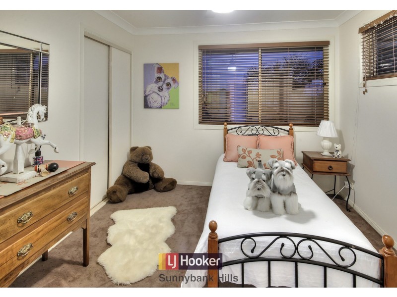 6 Tamarind Place, Stretton QLD 4116