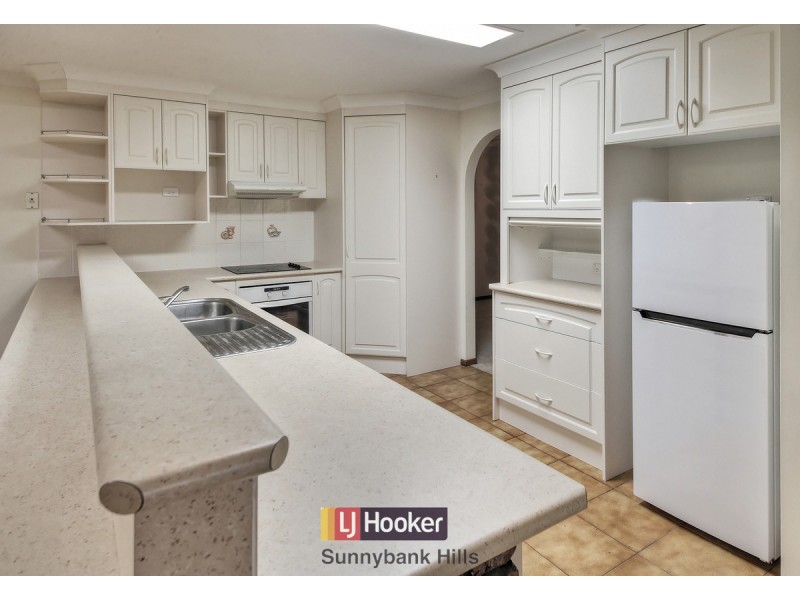 4 Tranquil Street, Sunnybank Hills QLD 4109
