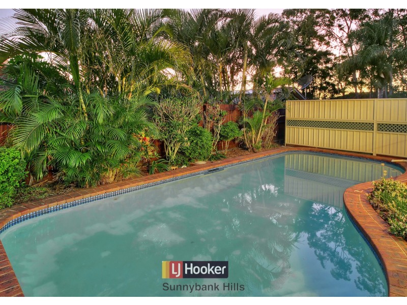 4 Tranquil Street, Sunnybank Hills QLD 4109