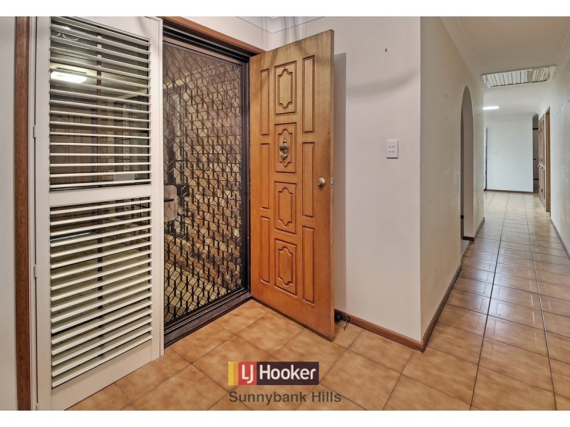 4 Tranquil Street, Sunnybank Hills QLD 4109