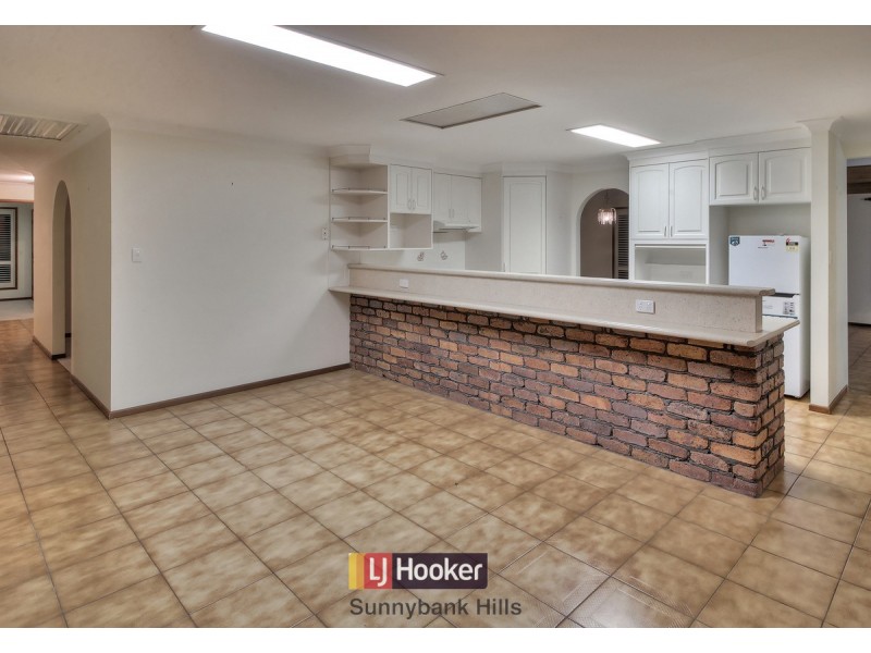 4 Tranquil Street, Sunnybank Hills QLD 4109