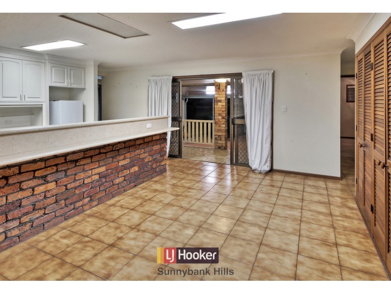 4 Tranquil Street, Sunnybank Hills QLD 4109