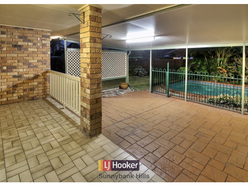 4 Tranquil Street, Sunnybank Hills QLD 4109