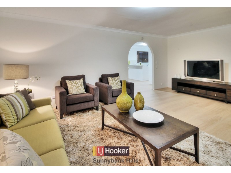 32 Arkose Street, Eight Mile Plains QLD 4113