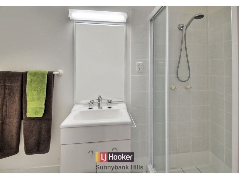 32 Arkose Street, Eight Mile Plains QLD 4113