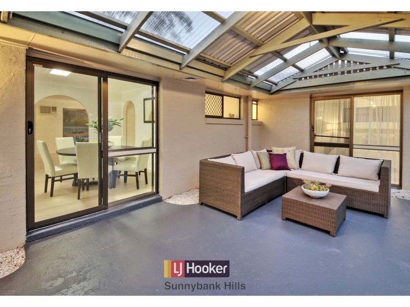 32 Arkose Street, Eight Mile Plains QLD 4113