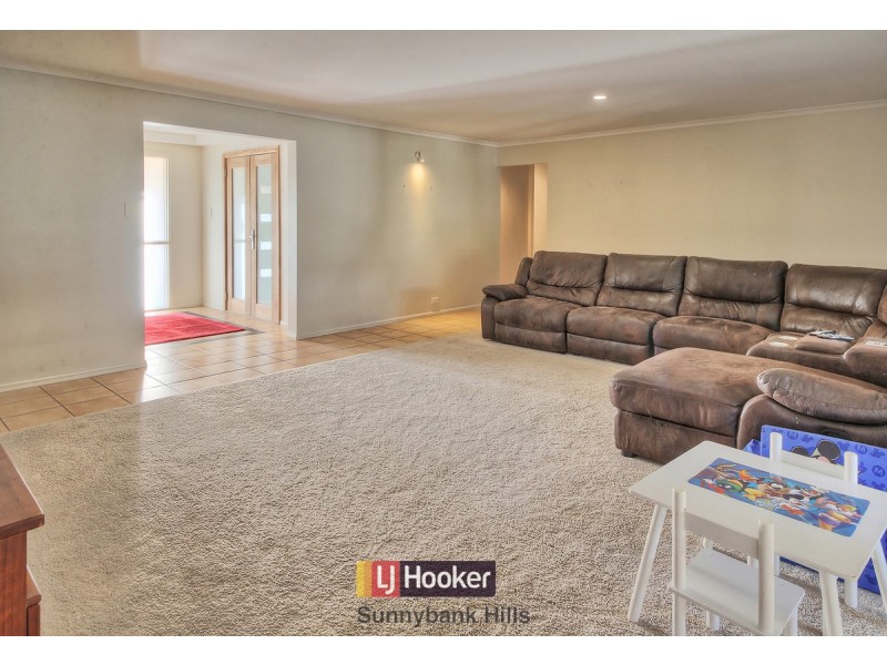 76 Lindfield Street, Parkinson QLD 4115