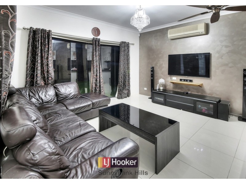 16 Crab Apple Court, Stretton QLD 4116